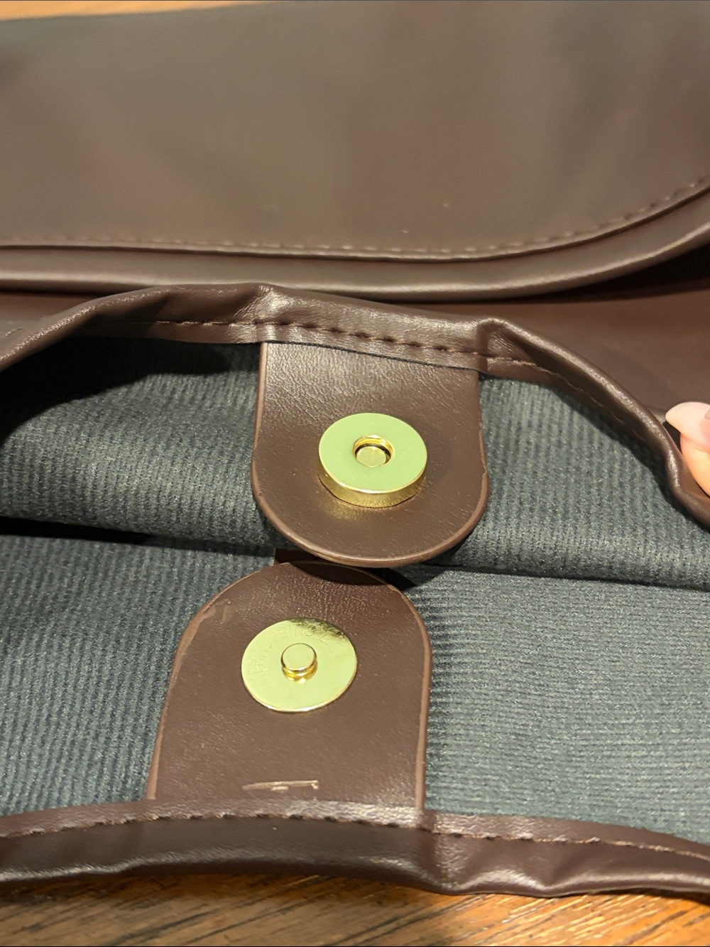 Oversized Brown Faux Leather Hobo Bag - Large Travel Capacity - Picture 6 of 6